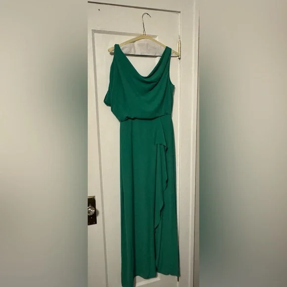 green emerald velvet dress Bubble Hem Dress – BCBGMAXAZRIA main image 0